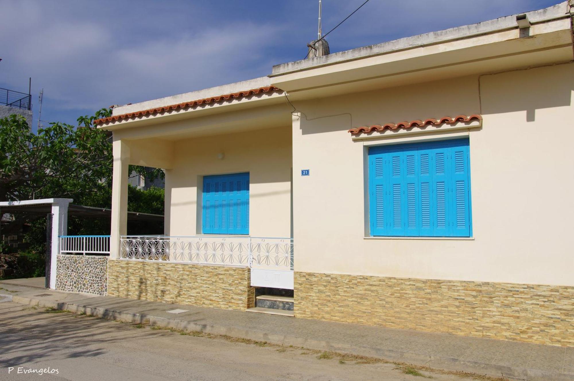 Holiday home Garden House Amarynthos